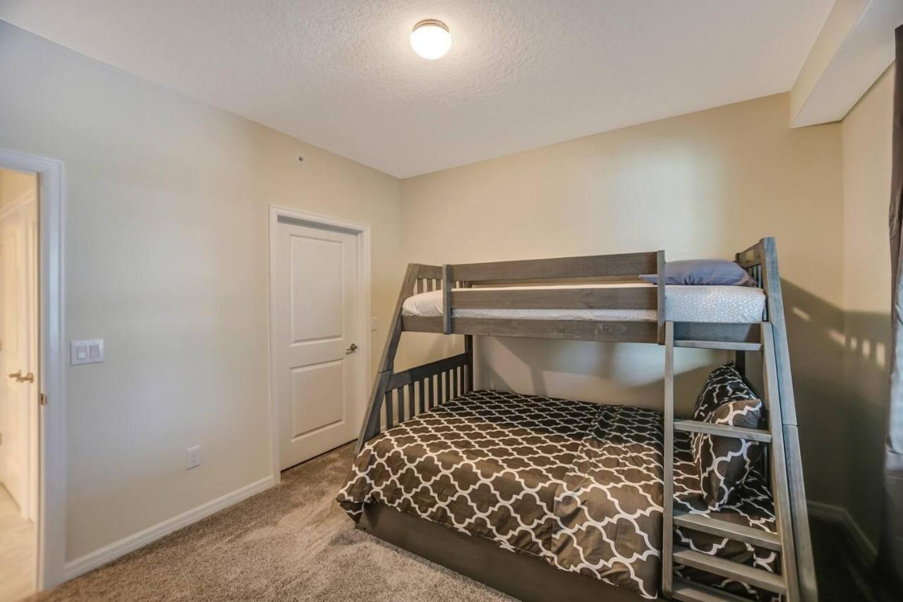 H - New 2 Bedroom Condo - 5 Miles To Disney - Free Water Park 키시미 외부 사진